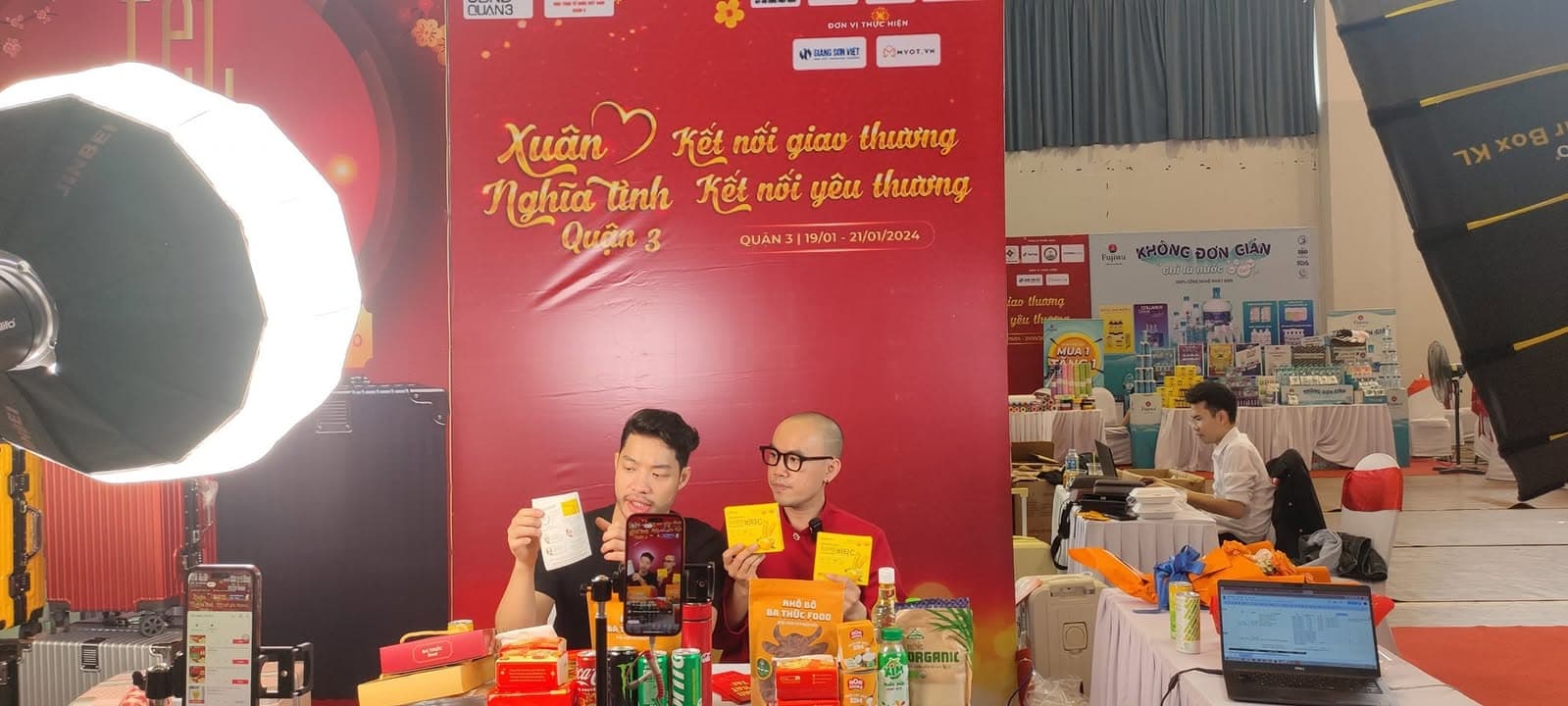 HÀNG NGHÌN CHƯƠNG TRÌNH KHUYẾN MÃI SIÊU HẤP DẪN VÀ CÁC SẢN PHẨM CHẤT LƯỢNG ĐƯỢC LỰA CHỌN THAM GIA VÀO CHƯƠNG TRÌNH.