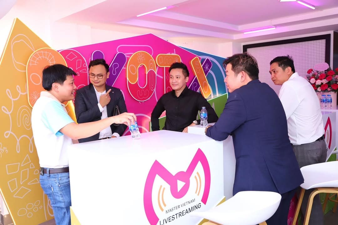 [RECAP] SỰ KIỆN KHAI TRƯƠNG HUB LIVESTREAM MVL