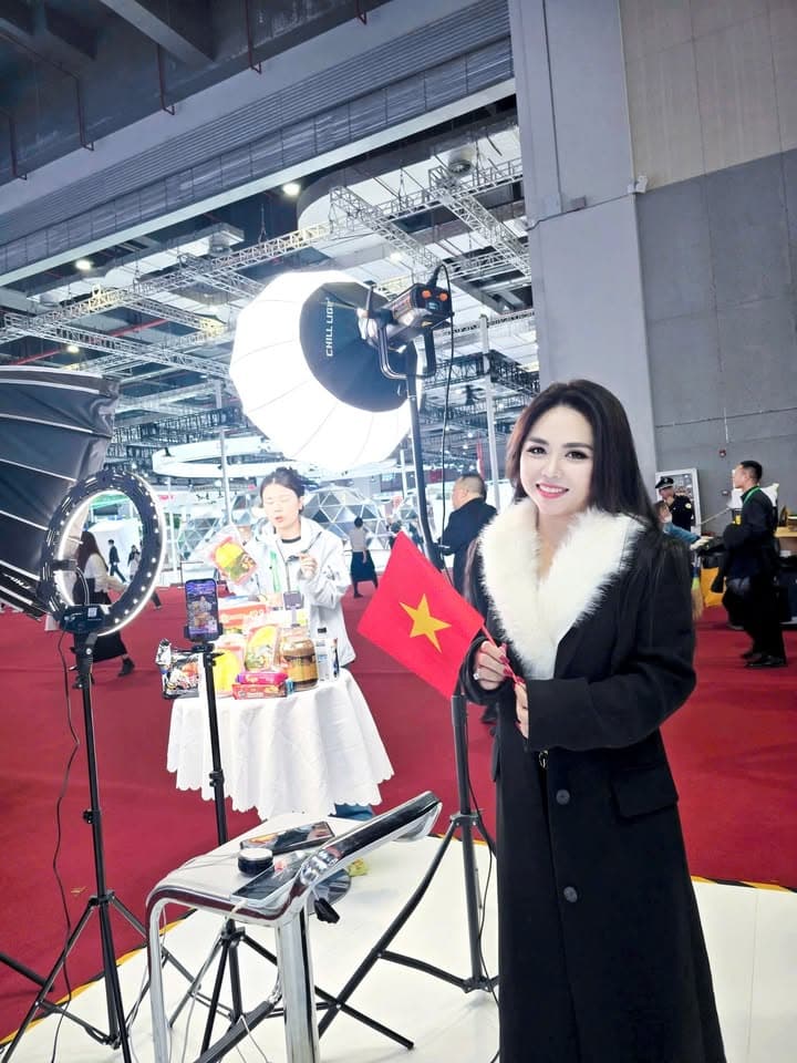 MVOT X GÓP MẶT TẠI CIIE 2025 – ĐƯA HÀNG VIỆT VƯƠN TẦM TOÀN CẦU!