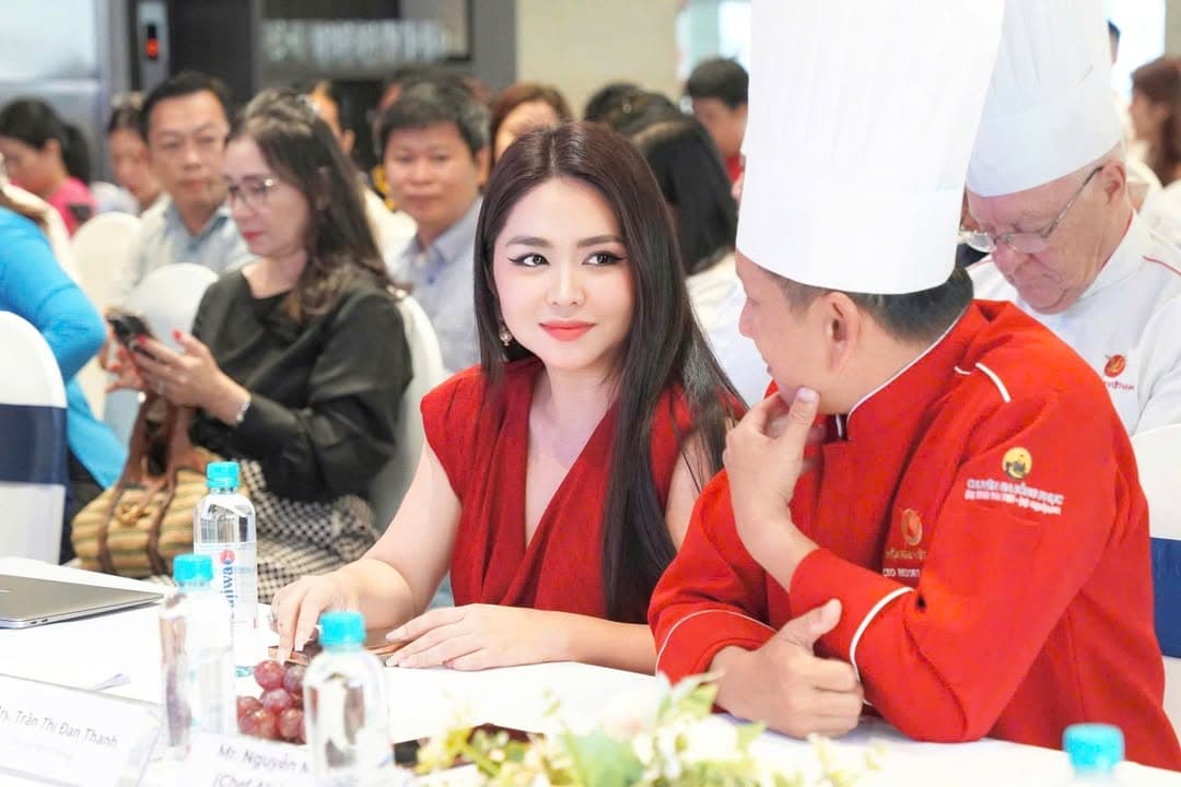 🎉 MVOT X tổ chức thành công Workshop FBA Action #2: “Xây dựng Thương hiệu cá nhân F&B trên TikTok Shop” vào sáng 02.08 tại Hoàng Yến Premier (TP.HCM), dưới sự chỉ đạo của Hiệp hội Ẩm thực TP.HCM (...