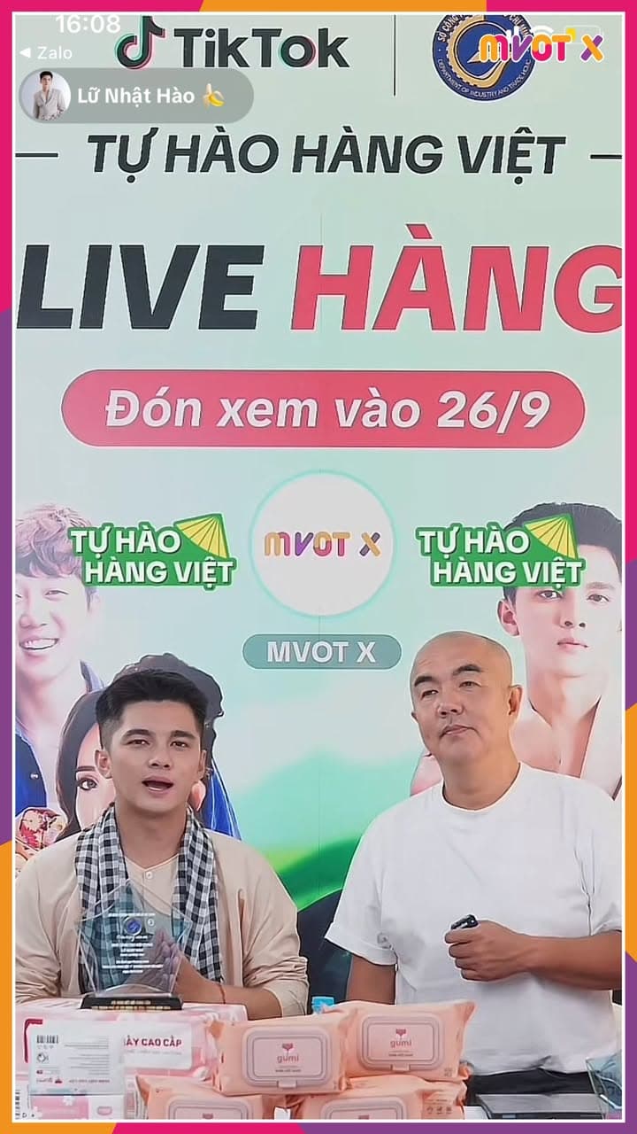 Gặp gỡ nghệ sĩ Quốc Thuận và KOC Lữ Nhật Hào tại phiên live "Tự Hào Hàng Việt" và chốt các deal hời tại: