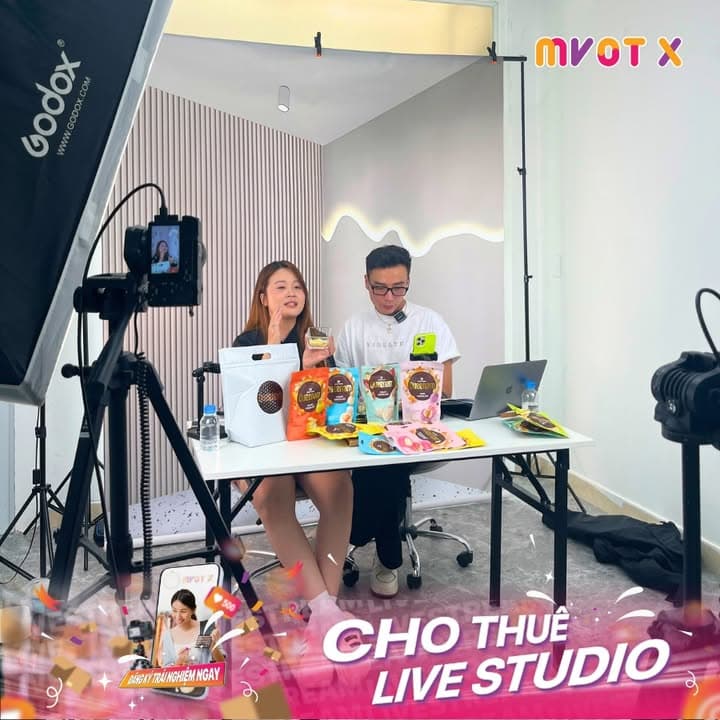 🎬 🔴 THUÊ LIVE STUDIO MVOT X – GIẢI PHÁP CHO MỌI NHU CẦU LIVESTREAM BÁN HÀNG