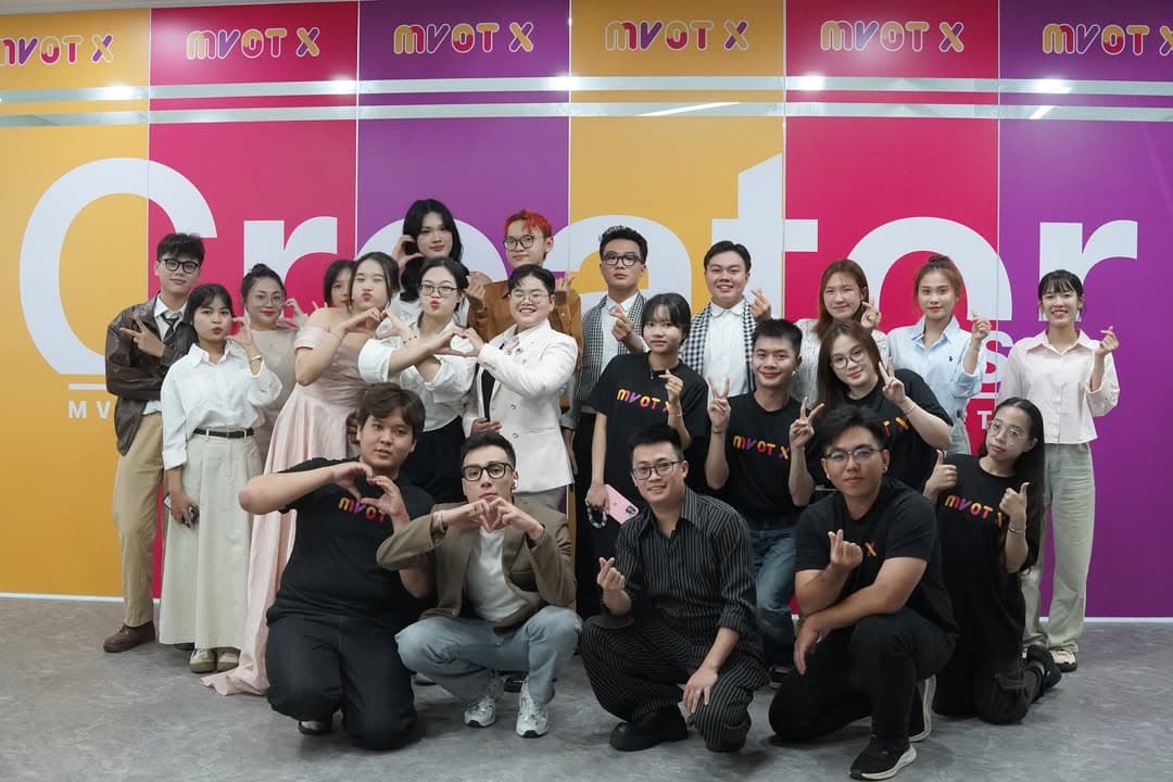 🎉 CHÚC MỪNG 30 CHIẾN BINH LIVESTREAM XUẤT SẮC CỦA "ĐẤU TRƯỜNG CHỐT ĐƠN - STUDENT LIVE 2025" 🎉