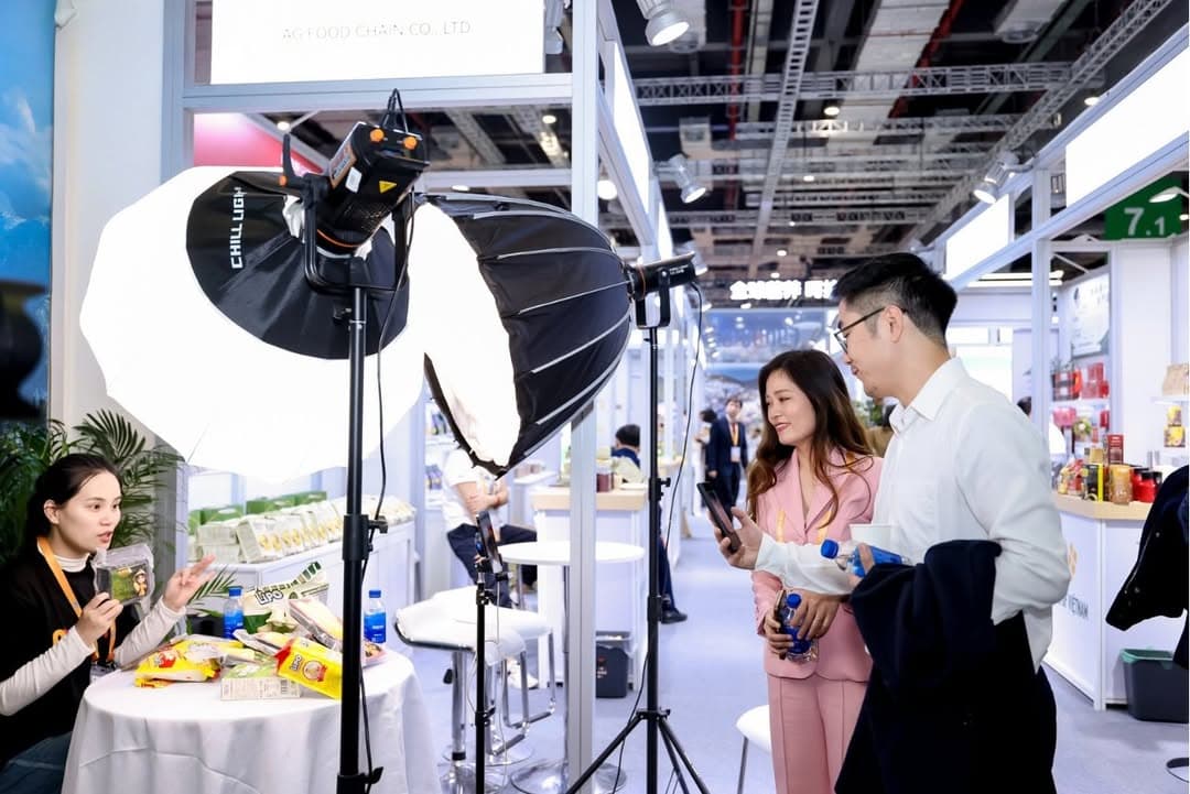 MVOT X GÓP MẶT TẠI CIIE 2025 – ĐƯA HÀNG VIỆT VƯƠN TẦM TOÀN CẦU!