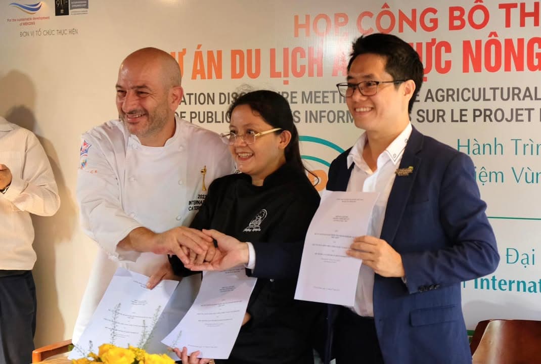 Sự kiện Công bố Dự án du lịch ẩm thực nông nghiệp, nông thôn - OCOP Việt trên bàn tiệc ✍